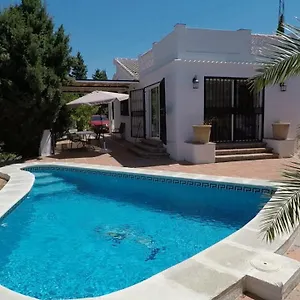 https://villa-david-competa.1costadelsol.com